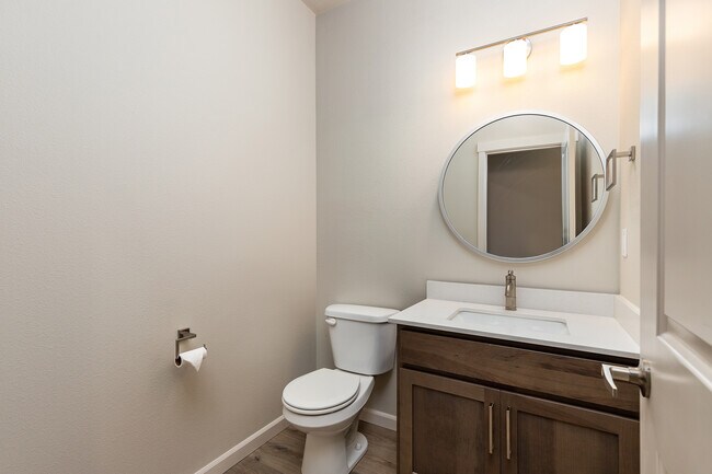 Building Photo - 2462 SW 185th Ave