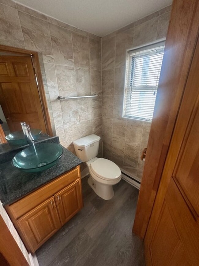 Building Photo - Huge 4 bed 3.5 bath house in Lawrenceville available July 1!!!