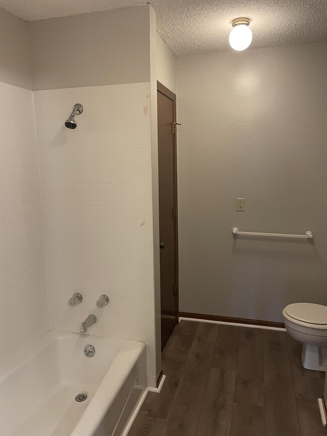 Building Photo - 9131 E 85th Pl