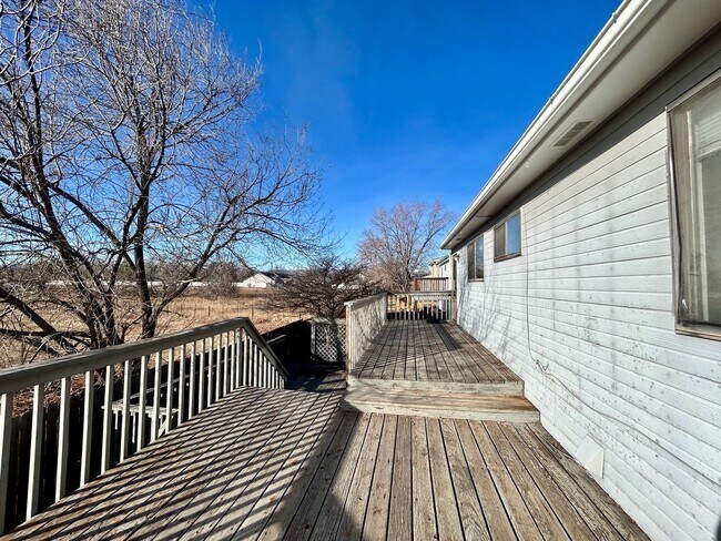 Building Photo - Completely Remodeled Home for Rent in Northwest Longmont