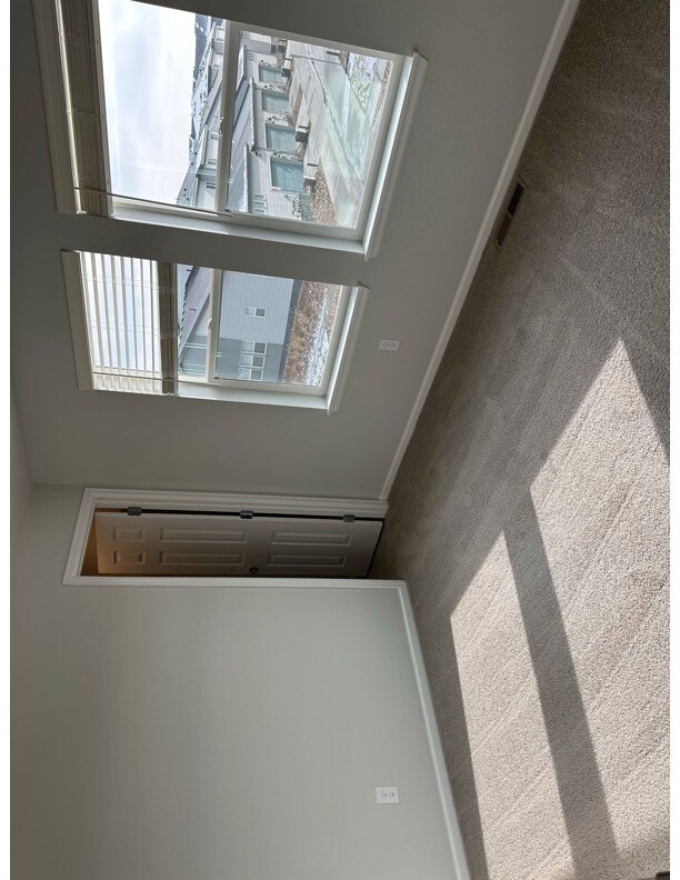 Building Photo - 6500 N Biscay St