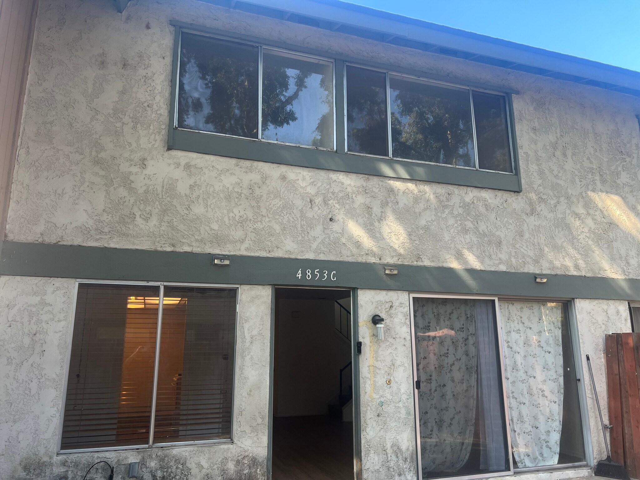 Building Photo - 4853 Jackson St