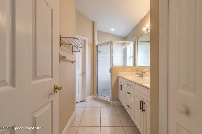 Building Photo - 1442 Areca Palm Dr