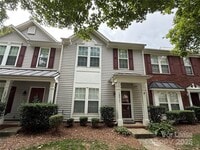 Building Photo - 19017 Coachmans Trace