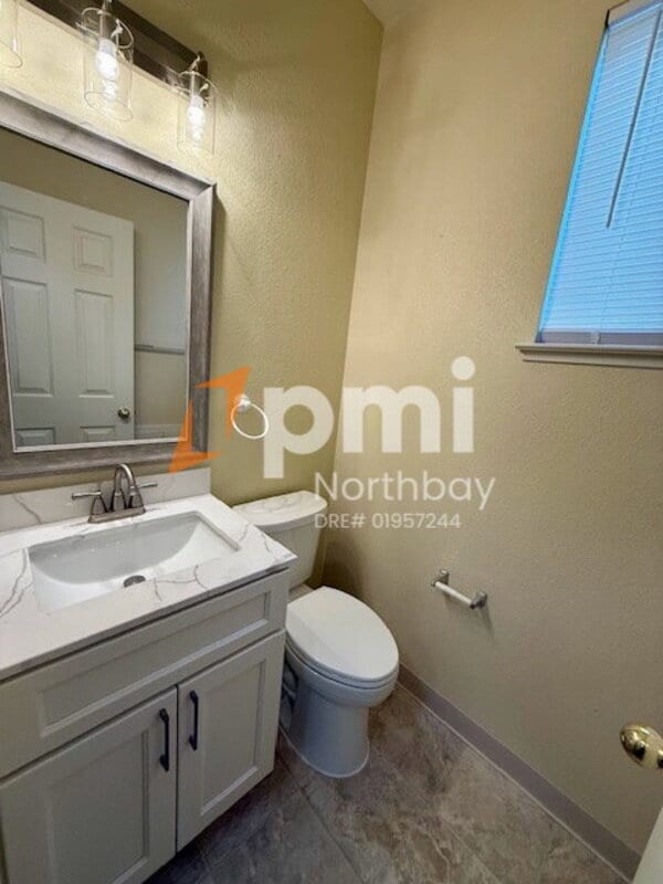 Building Photo - 504 Wicklow Dr