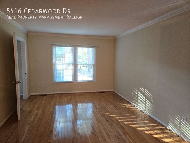 Building Photo - 5416 Cedarwood Dr