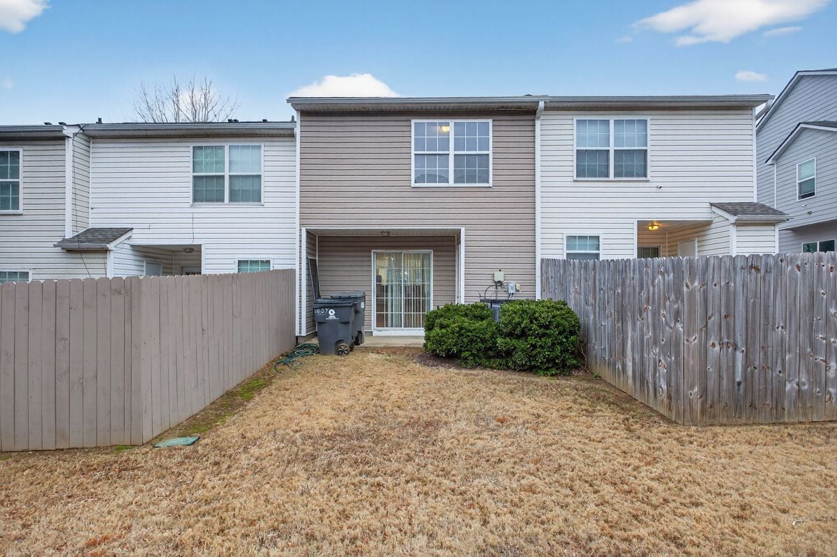 Building Photo - 837 Crestwell Cir