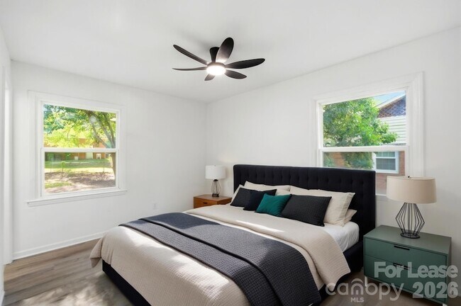 Building Photo - 6126 Amberly Ln
