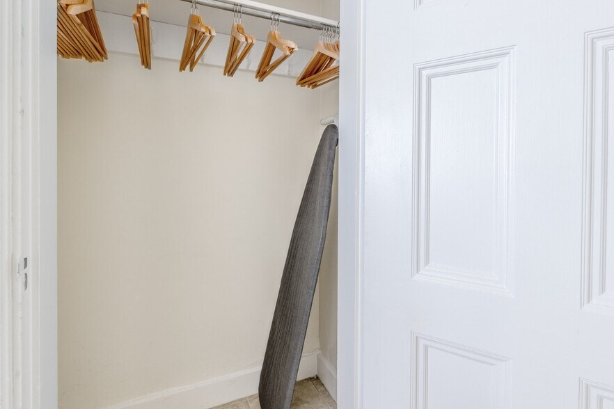 Building Photo - 62 Boylston St