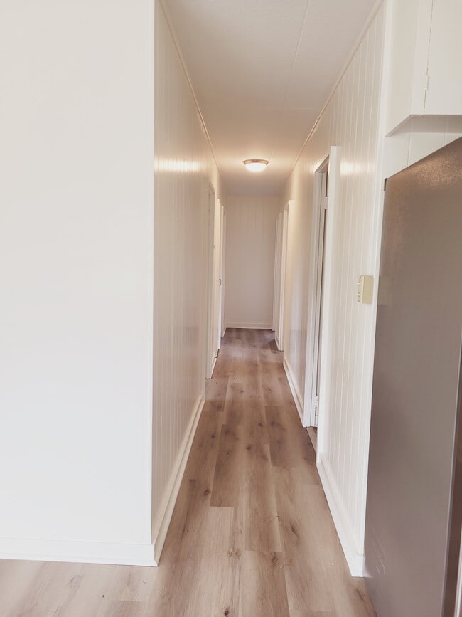 Building Photo - 41-536-536 Kumuhau St