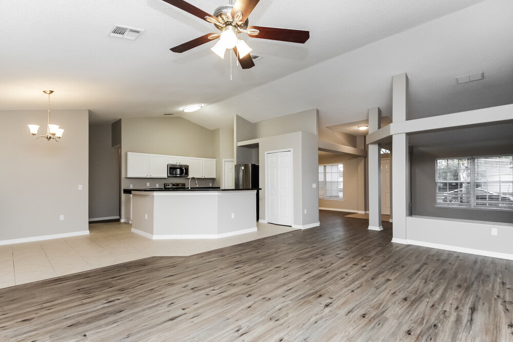 Building Photo - 859 Jarnac Dr