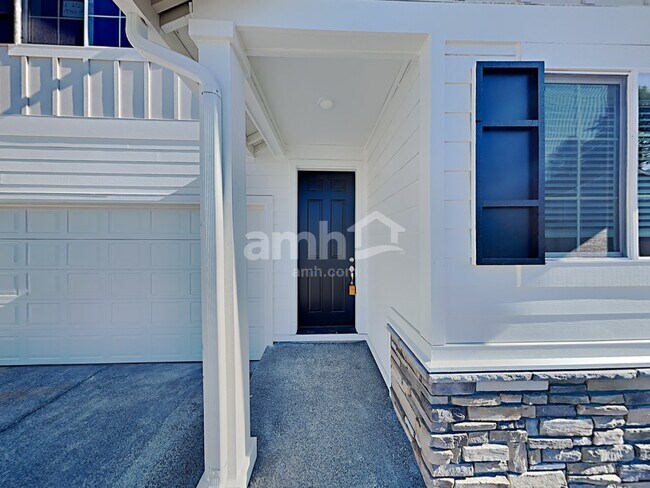 Building Photo - 19323 17th Ave Ct E
