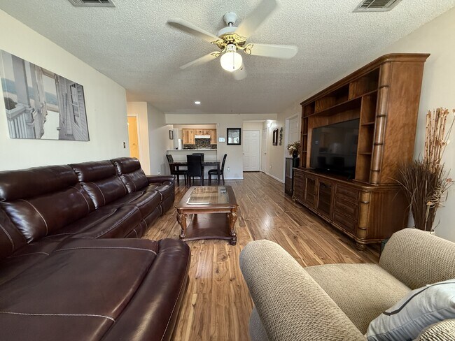 Building Photo - 1231 Ladys Island Dr