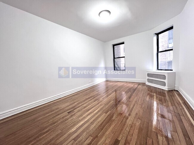 Building Photo - 400 Fort Washington Avenue