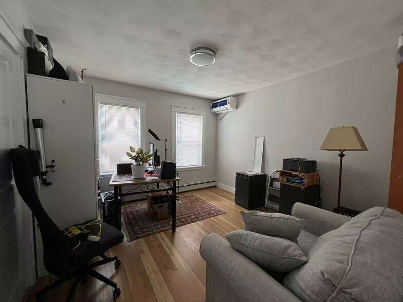 Bedroom 1 - 45 Governor Winthrop Rd