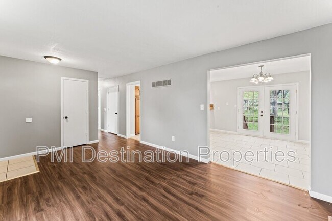 Building Photo - 12012 E 56 St