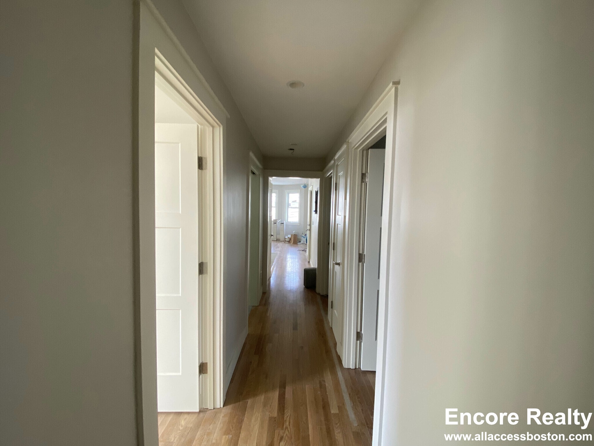 Building Photo - 70 Spring St