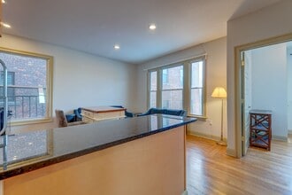 Building Photo - FG Rooms and Short Term Rentals