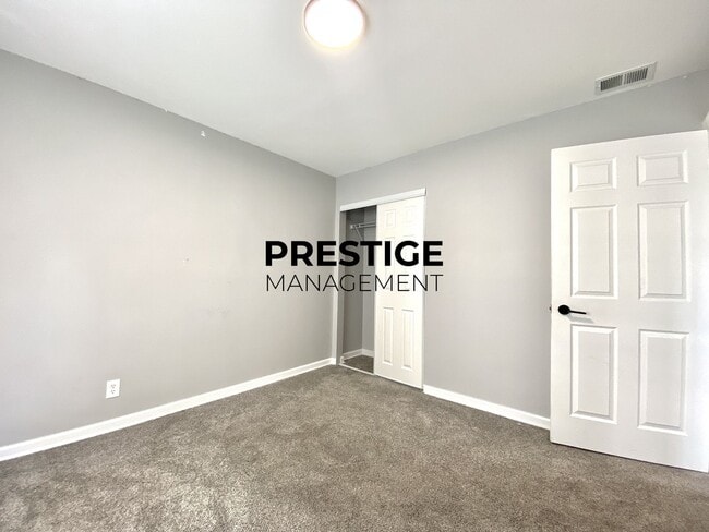 Building Photo - Updated 3 Bedroom Home in Gary