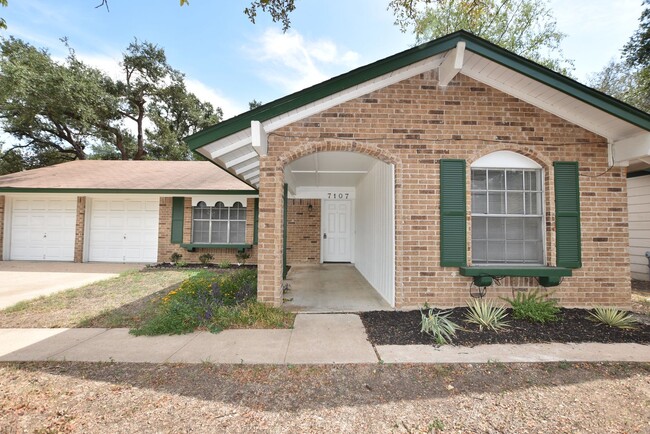 Primary Photo - Wonderfully updated home South Austin with...