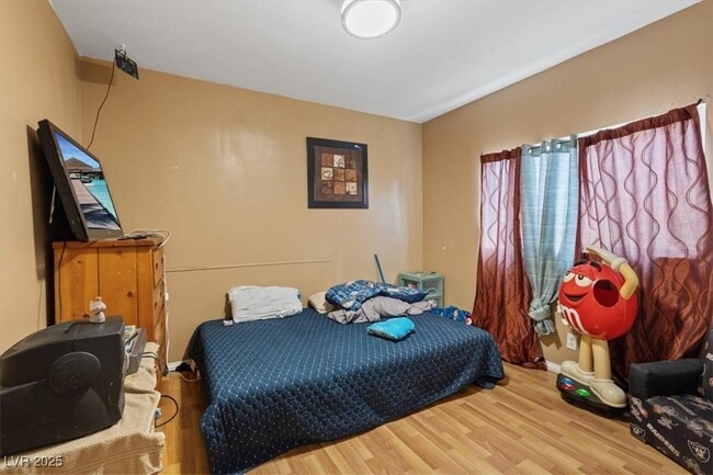 Building Photo - 4602 Inland Ct