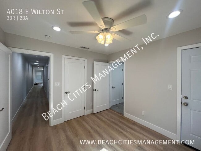 Building Photo - 4018 E Wilton St