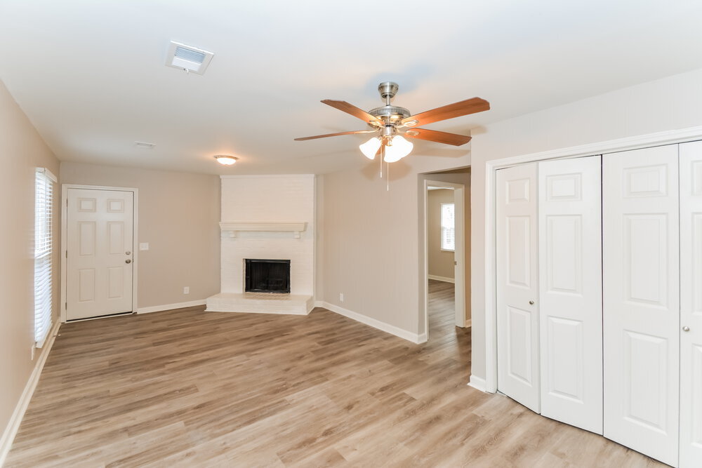 Building Photo - 3336 Country Ridge Dr