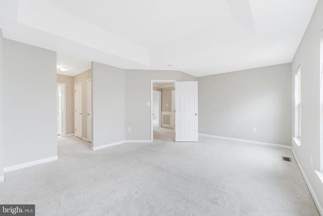 Building Photo - 21765 Tottenham Hale Ct