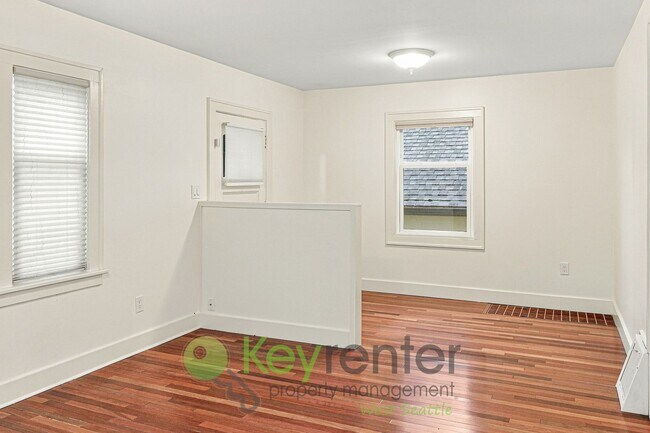 Building Photo - 9844 42nd Ave SW