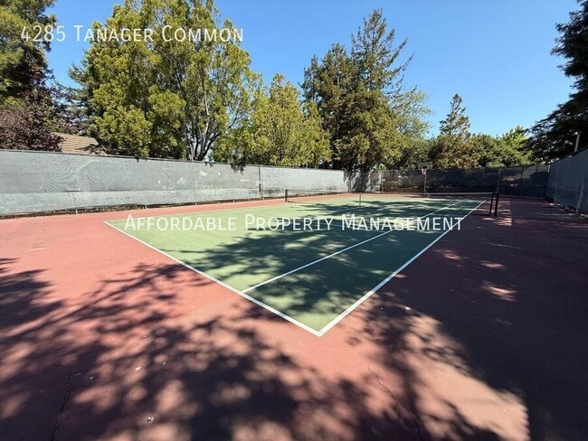 Building Photo - 4285 Tanager Common
