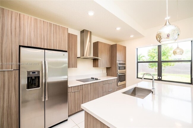 Building Photo - 8911 NW 160th Ter