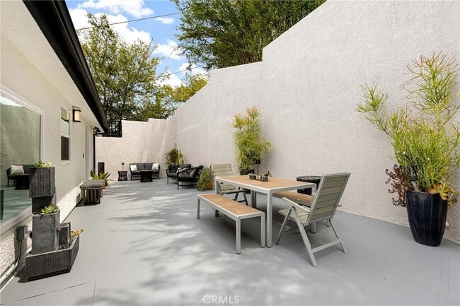 Building Photo - 1120 Oban Dr