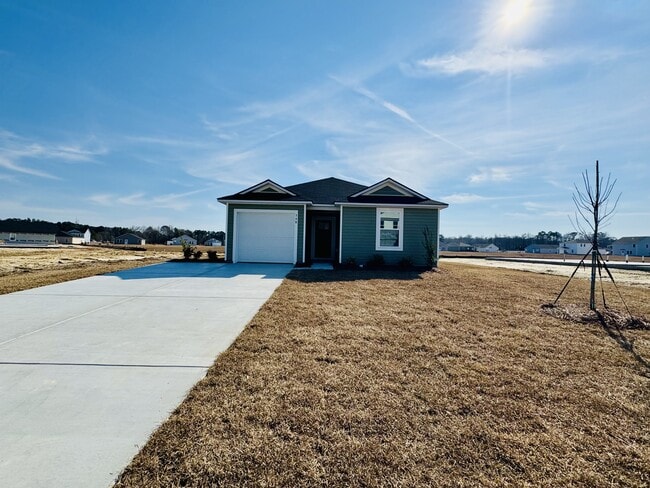 Building Photo - 348 SC-348