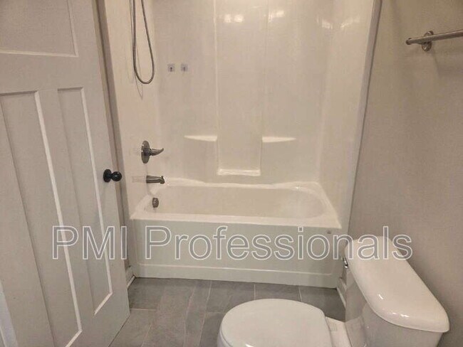 Building Photo - 608 Hadley Vlg Blvd