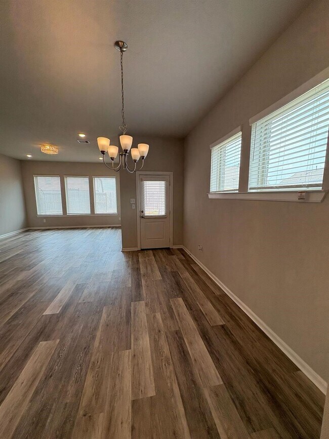 Building Photo - 29406 Amber Pne Ct