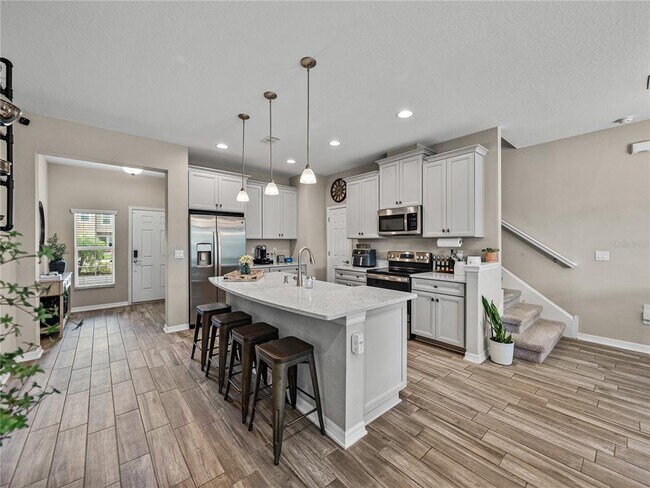 Building Photo - 29934 Southwell Ln