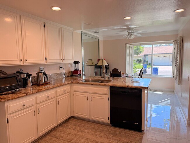 Building Photo - Amazing views in a great Leisure Village home - Camarillo