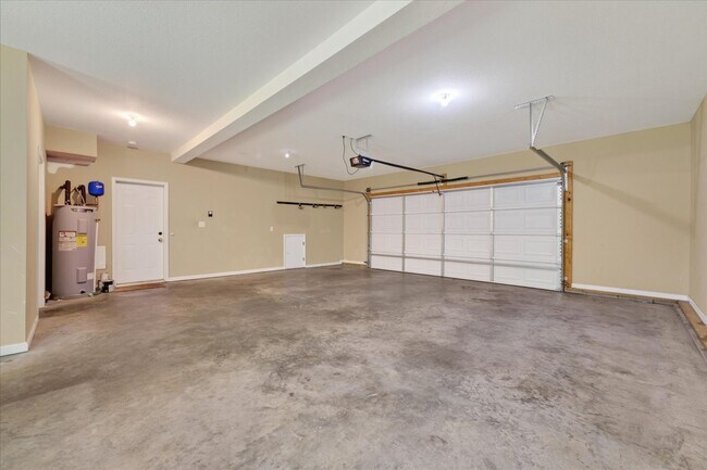 Building Photo - 3702 Wind Mill Ct
