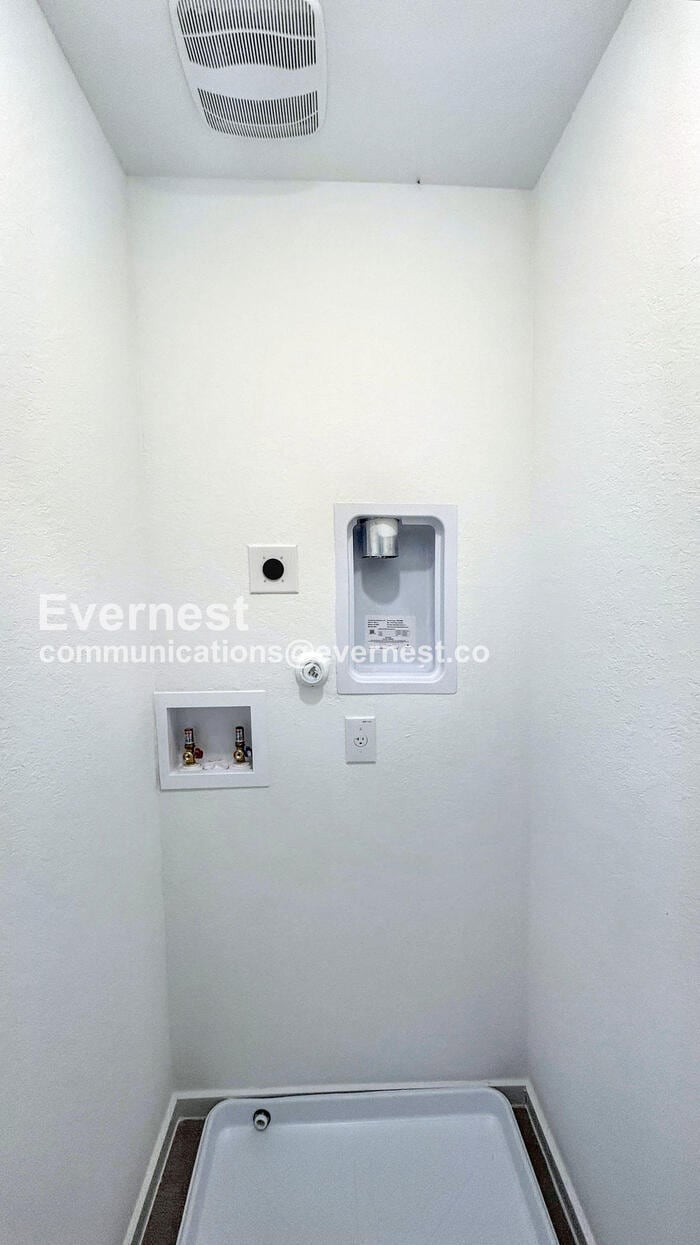 Building Photo - 2834 Carnelian Trl