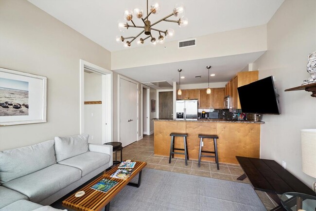 Building Photo - 500 Seawall Blvd