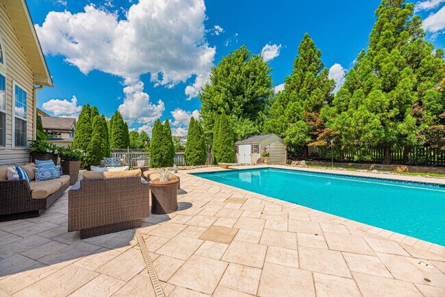 Building Photo - LEASE PENDING! Beautiful 4-Bedroom Colonial in Walkersville