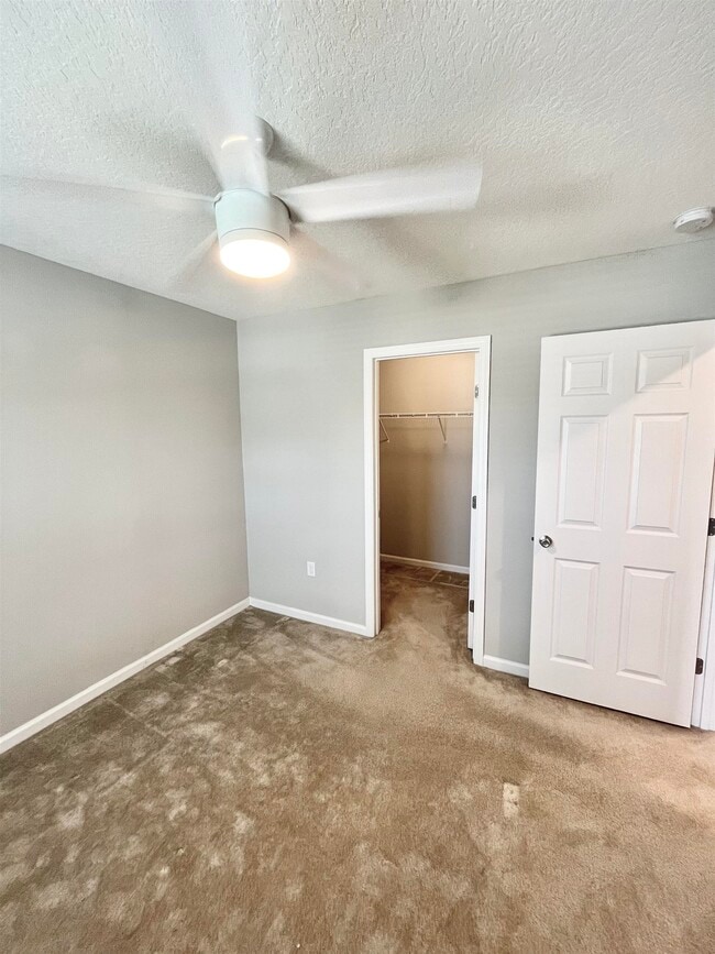 Building Photo - 150 Silver Fern Dr