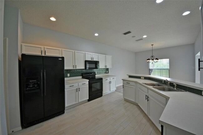 Building Photo - 4302 Berwick Dr