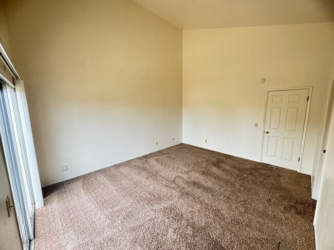 Building Photo - 1283-1285 S 16th St