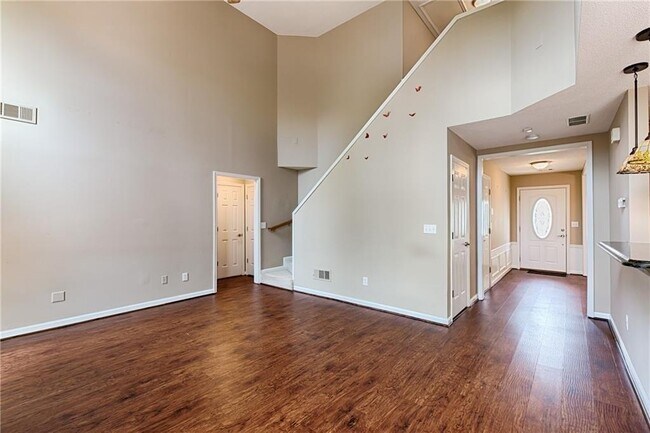 Building Photo - 13646 Weycroft Cir