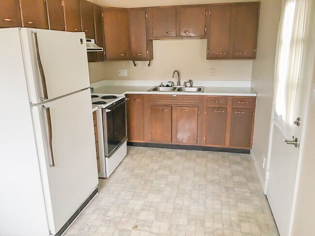 Building Photo - The Simpson