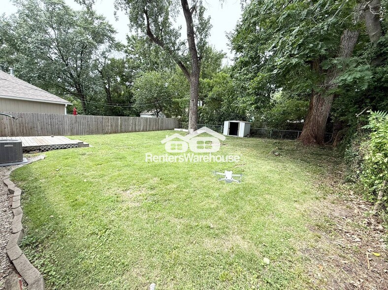 Building Photo - 5100 W 51st Terrace