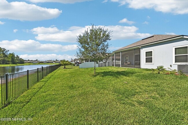 Building Photo - 3034 Oak Stream Dr