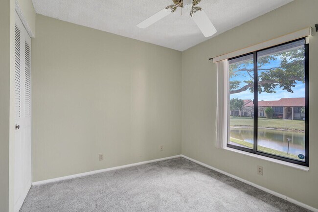 Building Photo - 826 Sky Pine Way