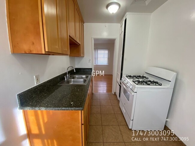 Building Photo - Stunning 1BR in Prime Location!